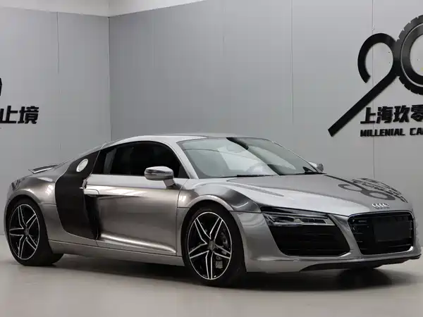 Audi R8 2014