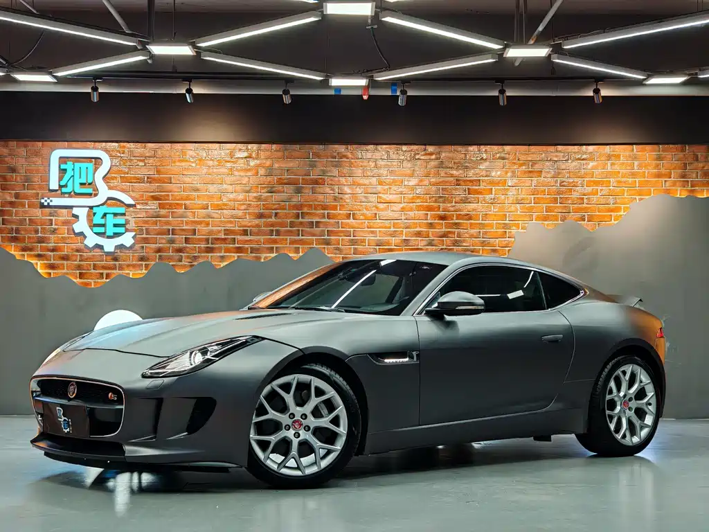 Jaguar F-TYPE 2015 — фото 1