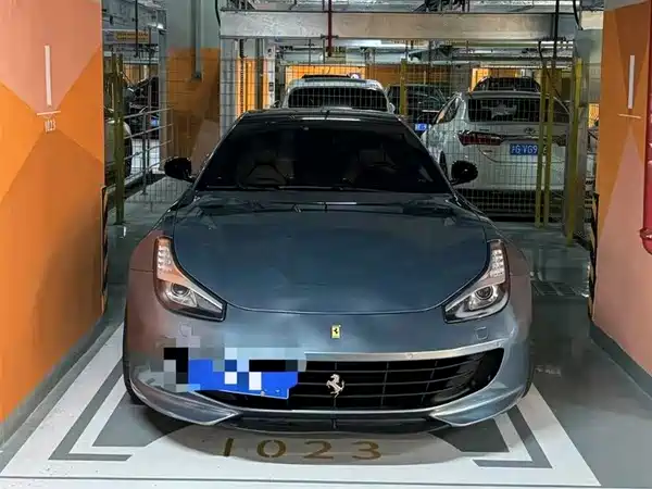Ferrari GTC4Lusso 2017