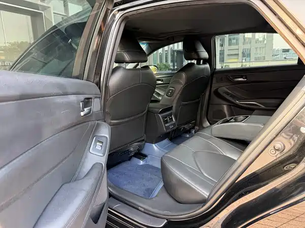 Toyota Avalon 2022