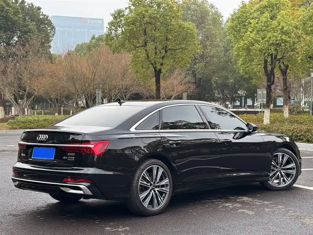 Audi A6L 2024 — фото 3