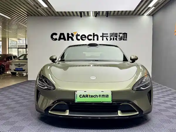 Xiaomi SU7 2024