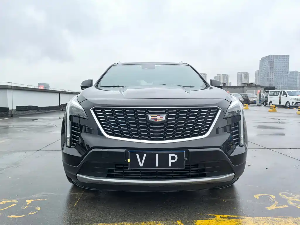Cadillac XT4 2023 — фото 2