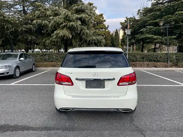 Mercedes-Benz B-Class 2017