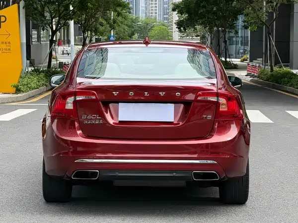 Volvo S60 2014