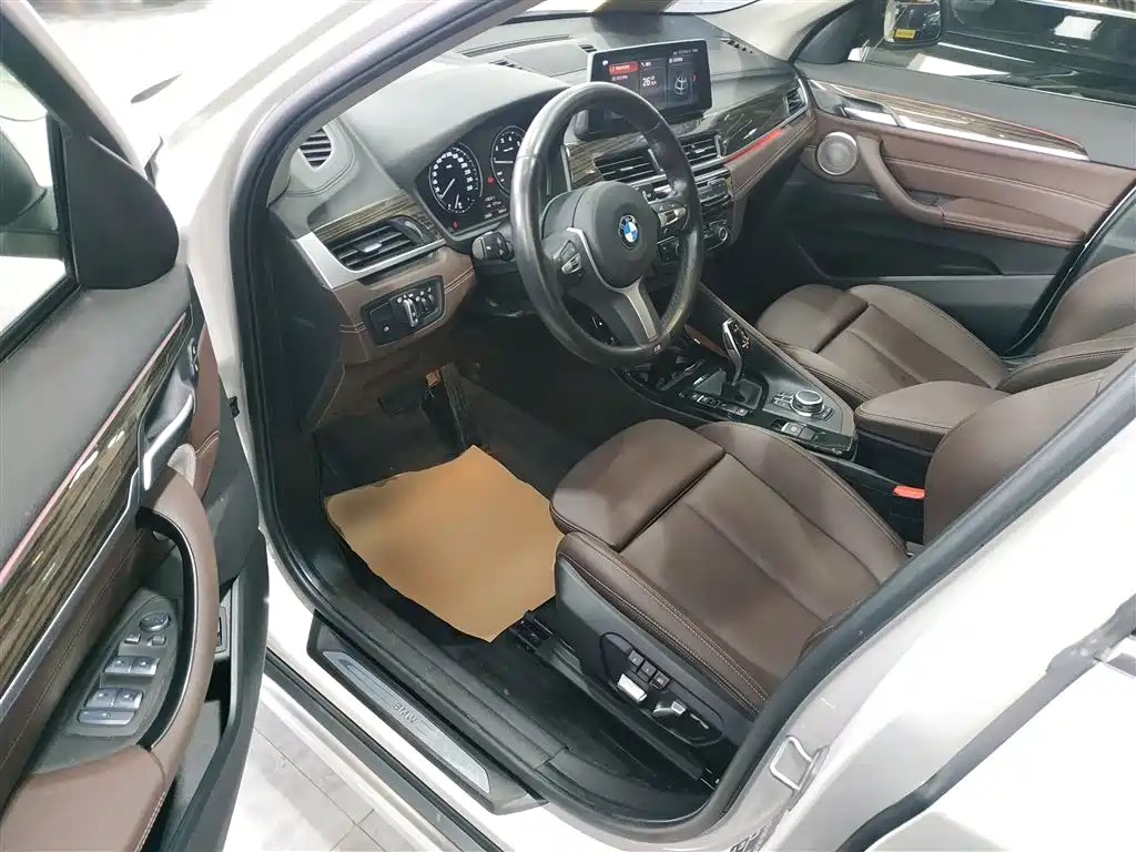 BMW X1 2022 — фото 16