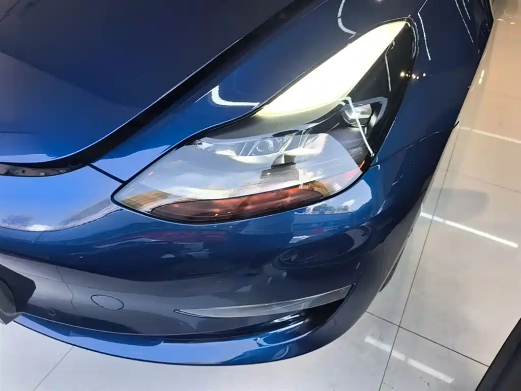 Tesla Model 3 2022 — фото 24