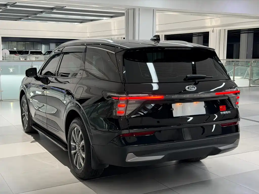 Ford Edge 2025 — фото 7