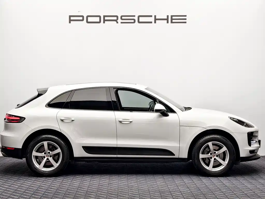 Porsche Macan 2021 — фото 5