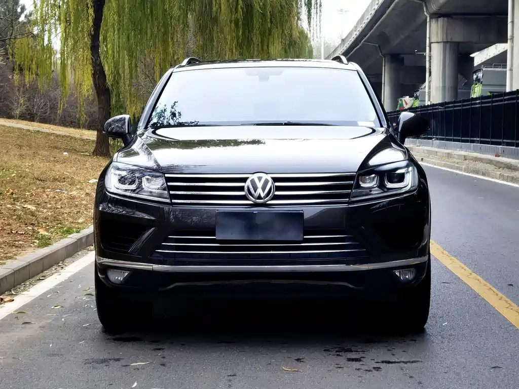 Volkswagen Touareg 2018 — фото 3
