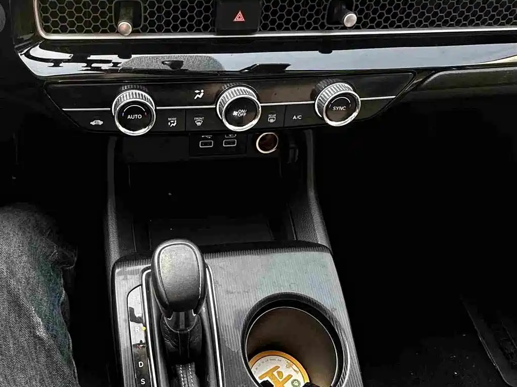 Honda Civic 2021 — фото 12