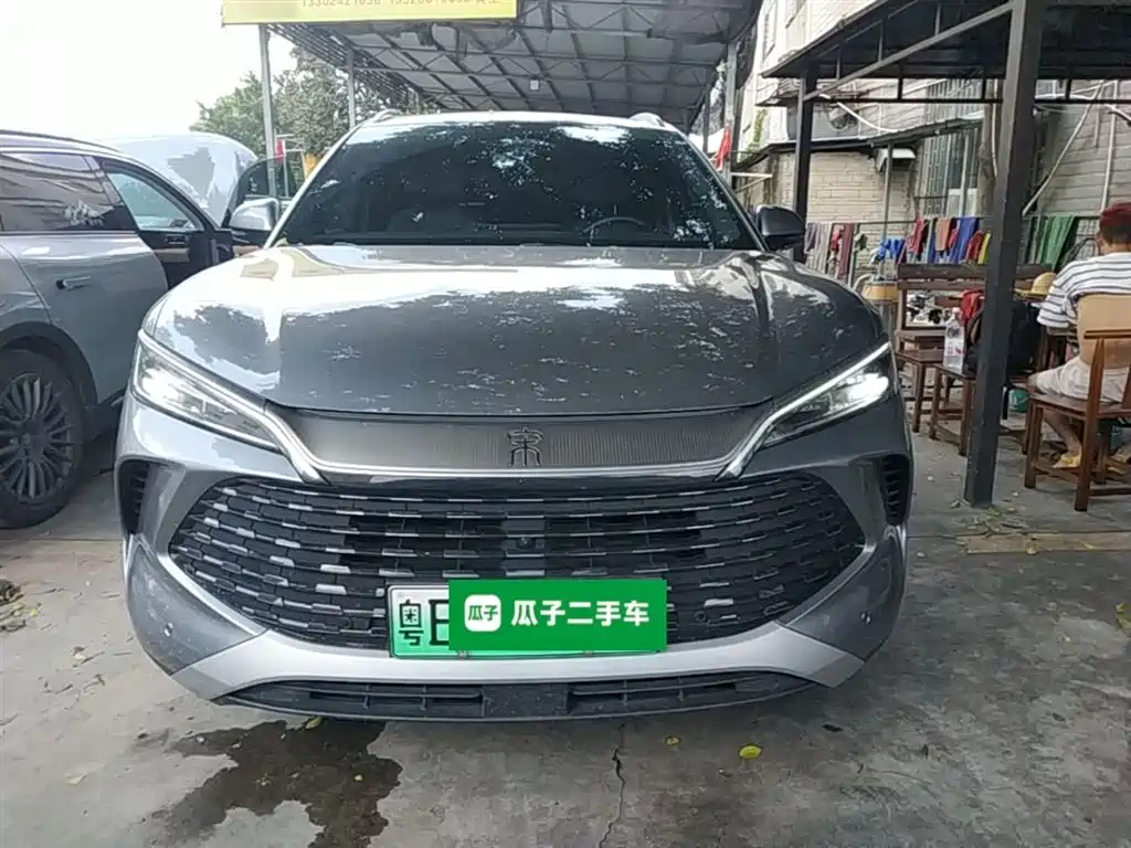 BYD L DM-i 2025 — фото 3