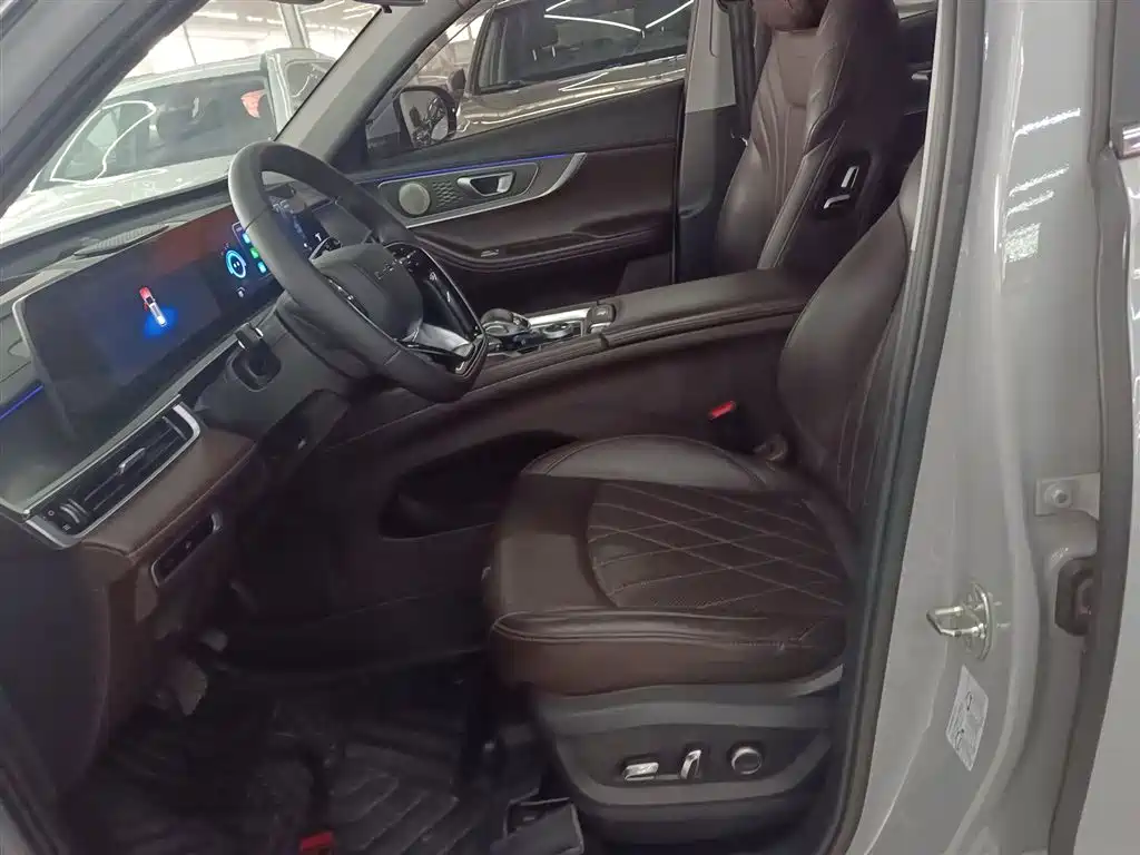 Chery Tiggo 8 PRO 2023 — фото 11