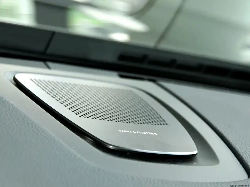 BMW 5 Series 2013 — фото 17