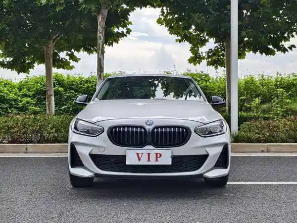 BMW 1 Series 2022
