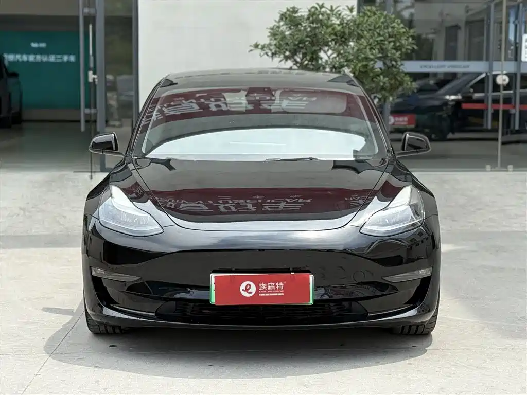 Tesla Model 3 2022 — фото 12