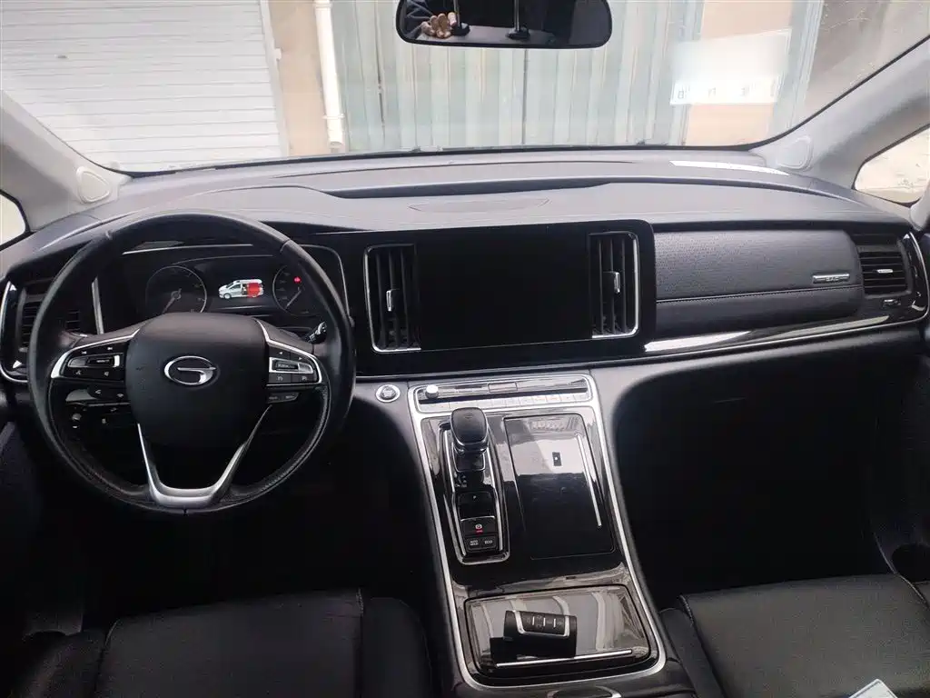 GAC Motor Trumpchi M8 2022 — фото 10