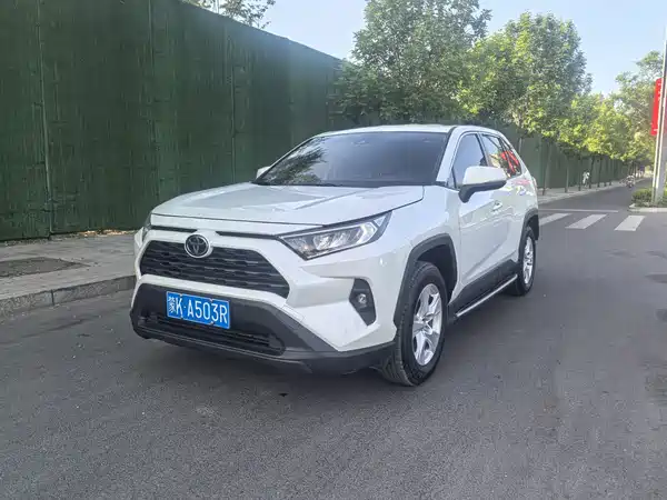 Toyota RAV4 2024