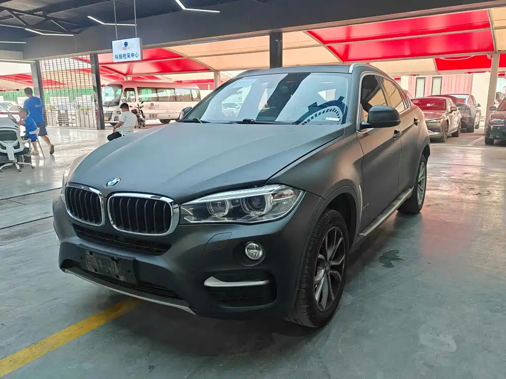 BMW X6 2015 — фото 1