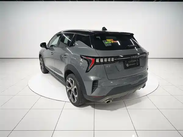 Lynk & Co 06 2023