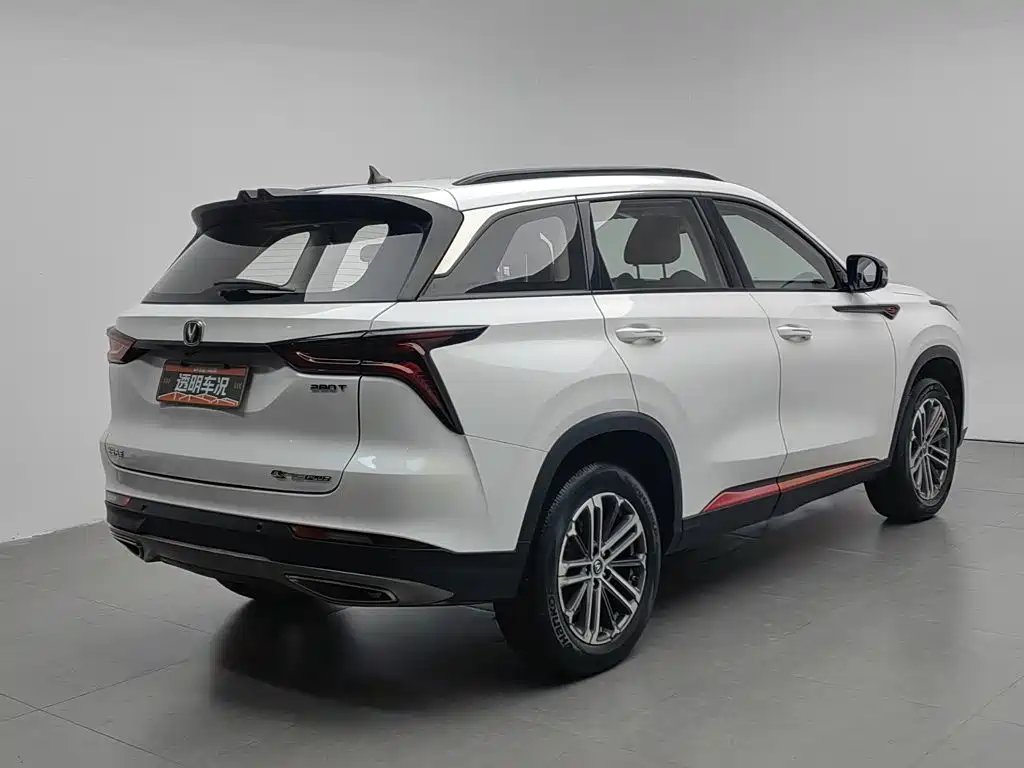 Changan CS75PLUS 2020 — фото 2