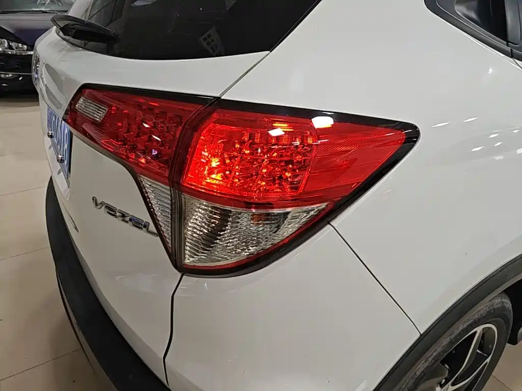 Honda Vezel 2020 — фото 24