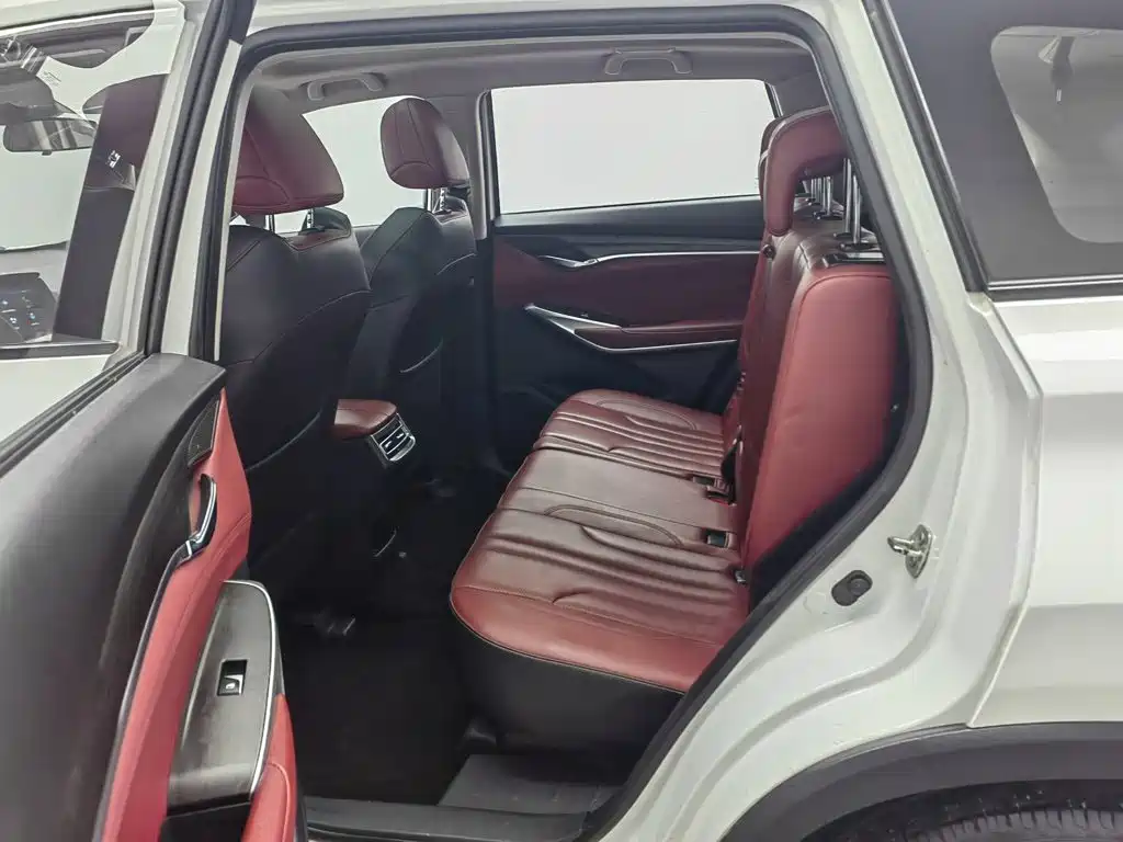 Changan CS75PLUS 2020 — фото 15