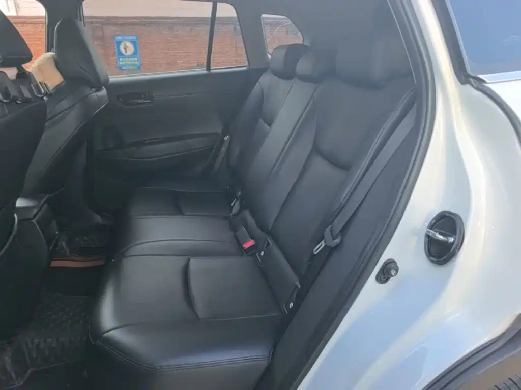 Toyota Frontlander 2023 — фото 13