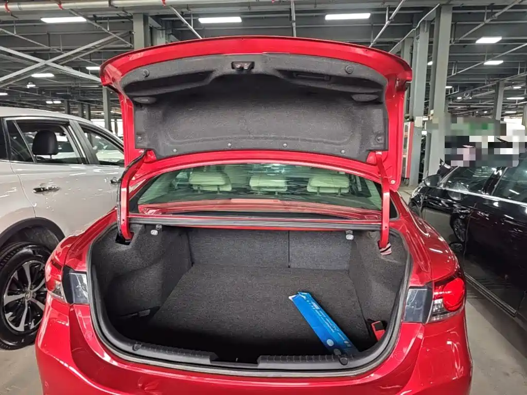 Mazda Atenza 2015 — фото 19