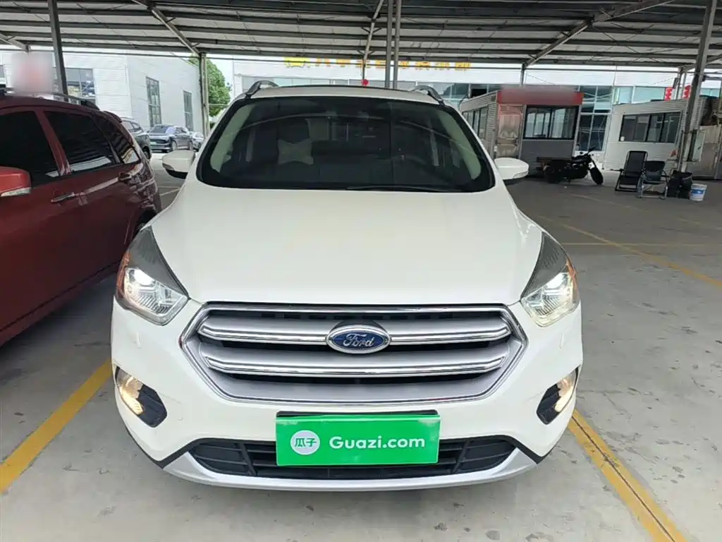 Ford Kuga 2017 — фото 3
