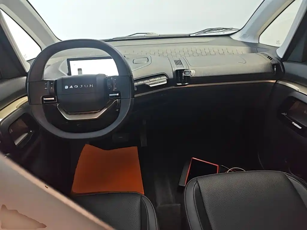 Baojun KiWi EV 2023 — фото 10