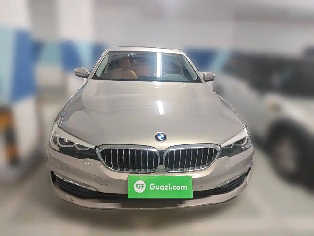 BMW 5 Series 2018 — фото 3