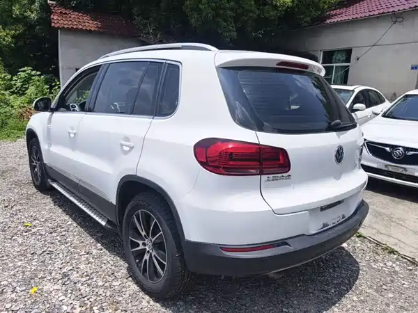 Volkswagen Tiguan 2015