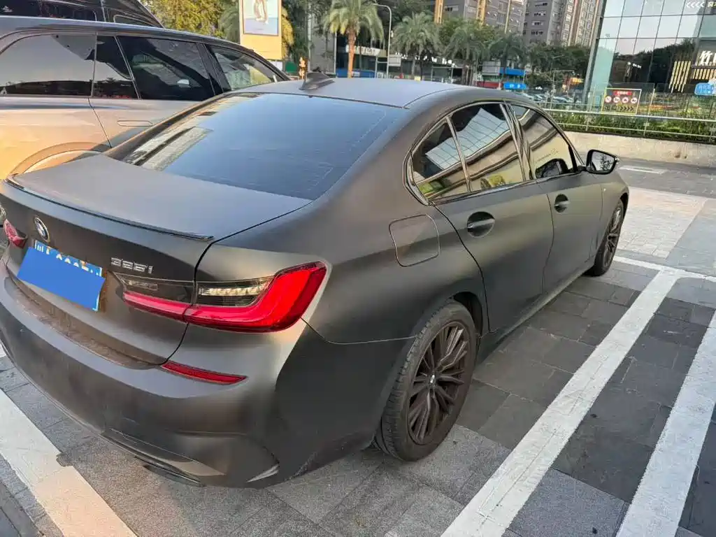 BMW 3 Series 2021