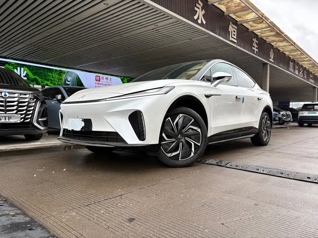 Roewe Feifan R7 — фото 1