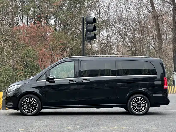 Mercedes-Benz V-Class 2017