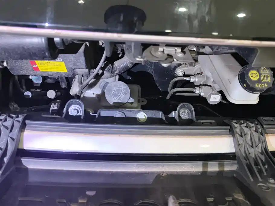 Baojun KiWi EV 2022 — фото 10