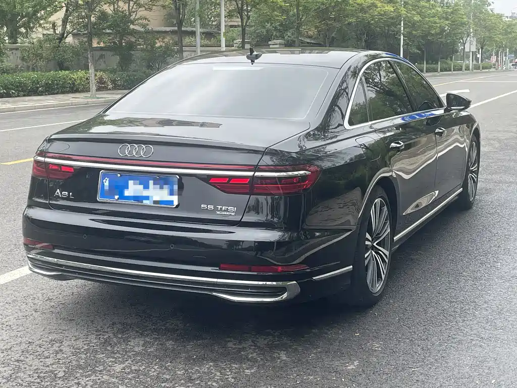 Audi A8 2024 — фото 16