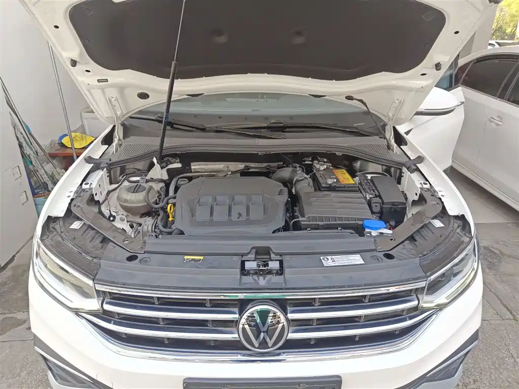 Volkswagen Tiguan L 2022 — фото 16