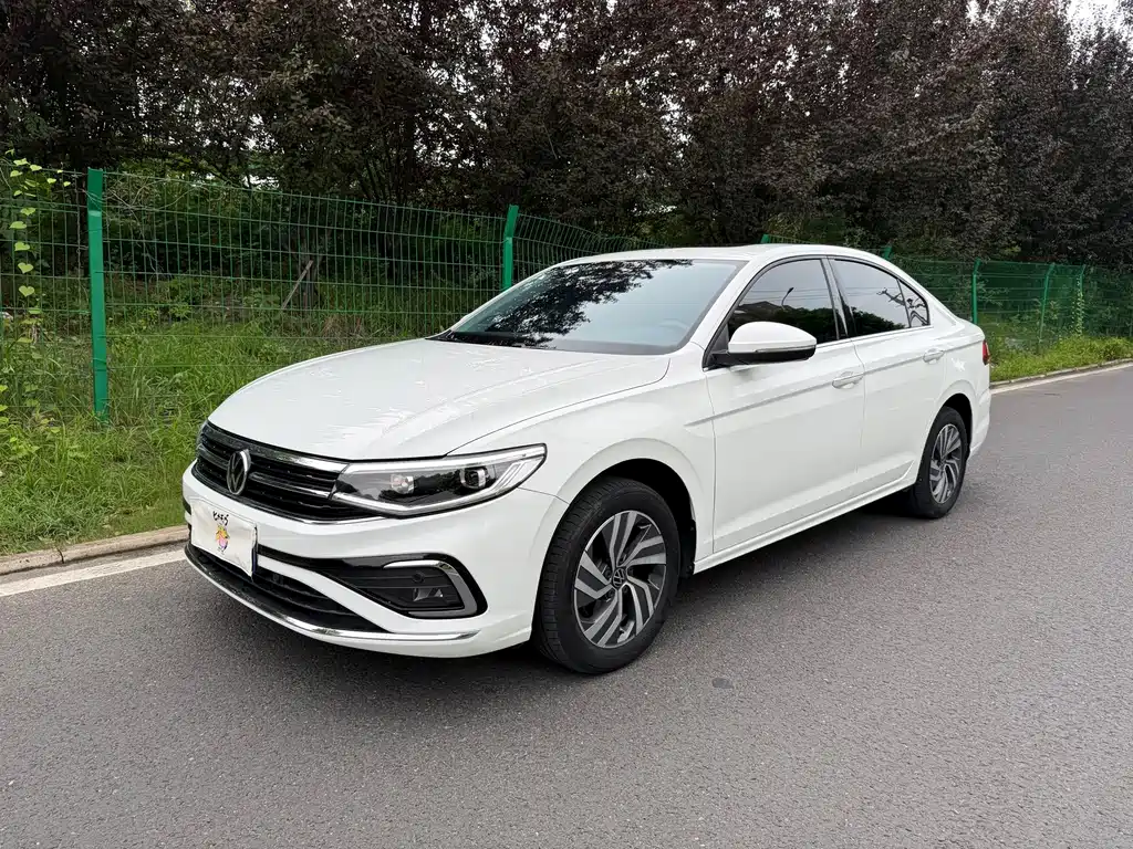 Volkswagen Bora 2023