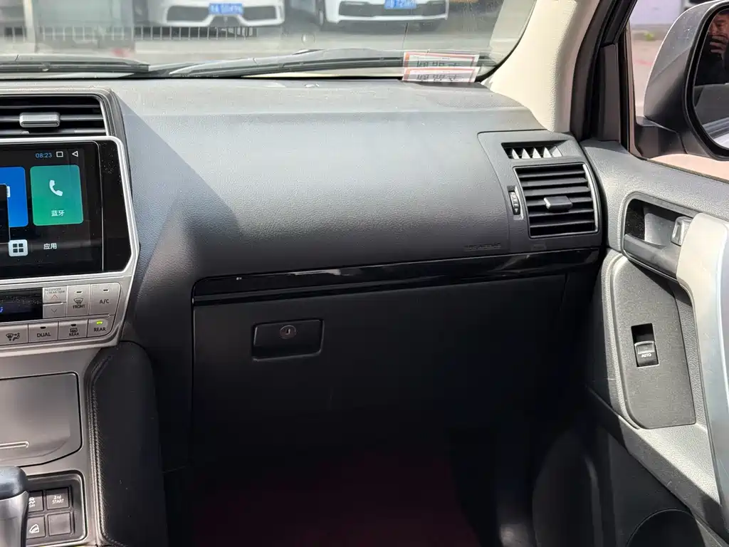 Toyota Prado 2020 — фото 16