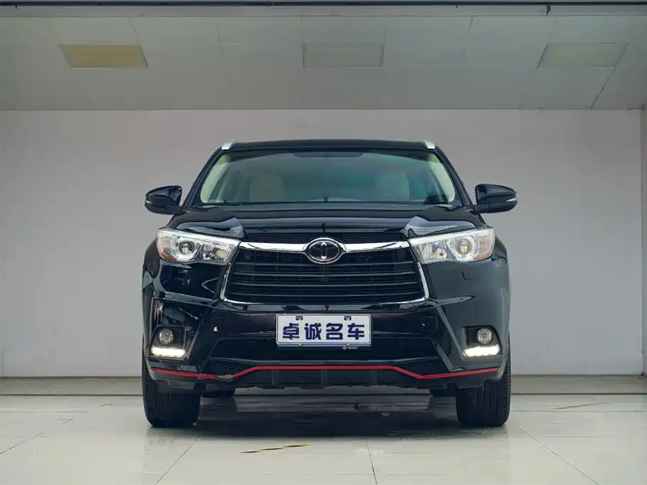 Toyota Highlander 2018 — фото 2