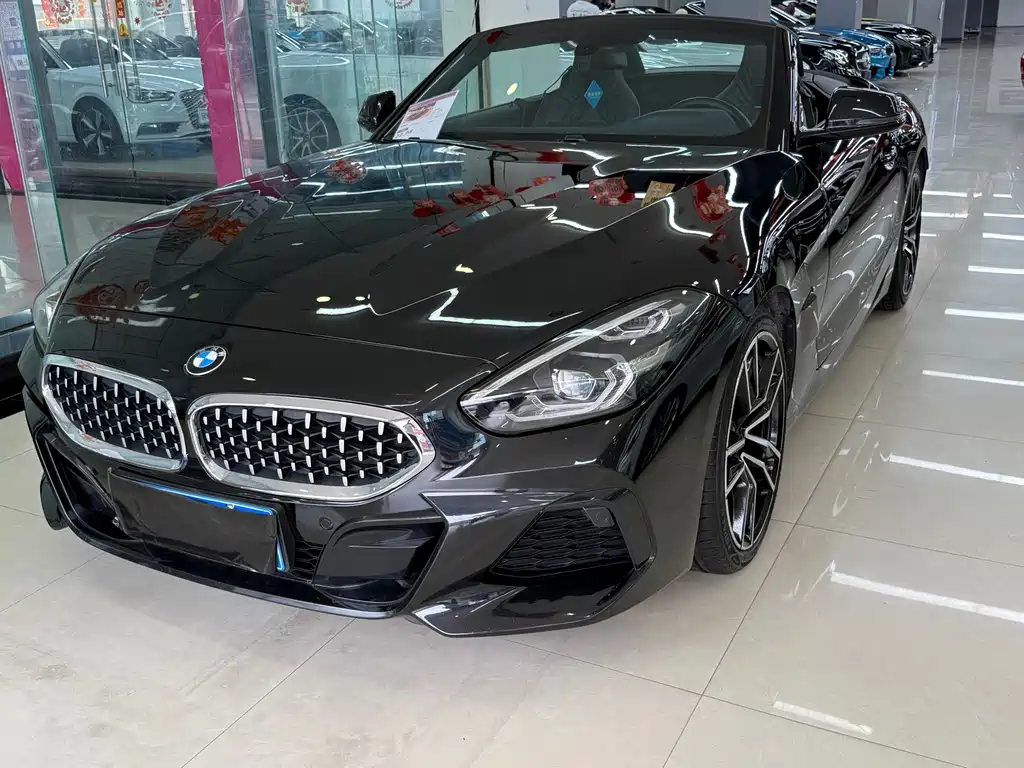 BMW Z4 2021 — фото 1