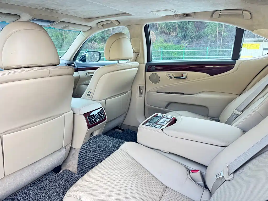 Lexus LS 2007 — фото 10