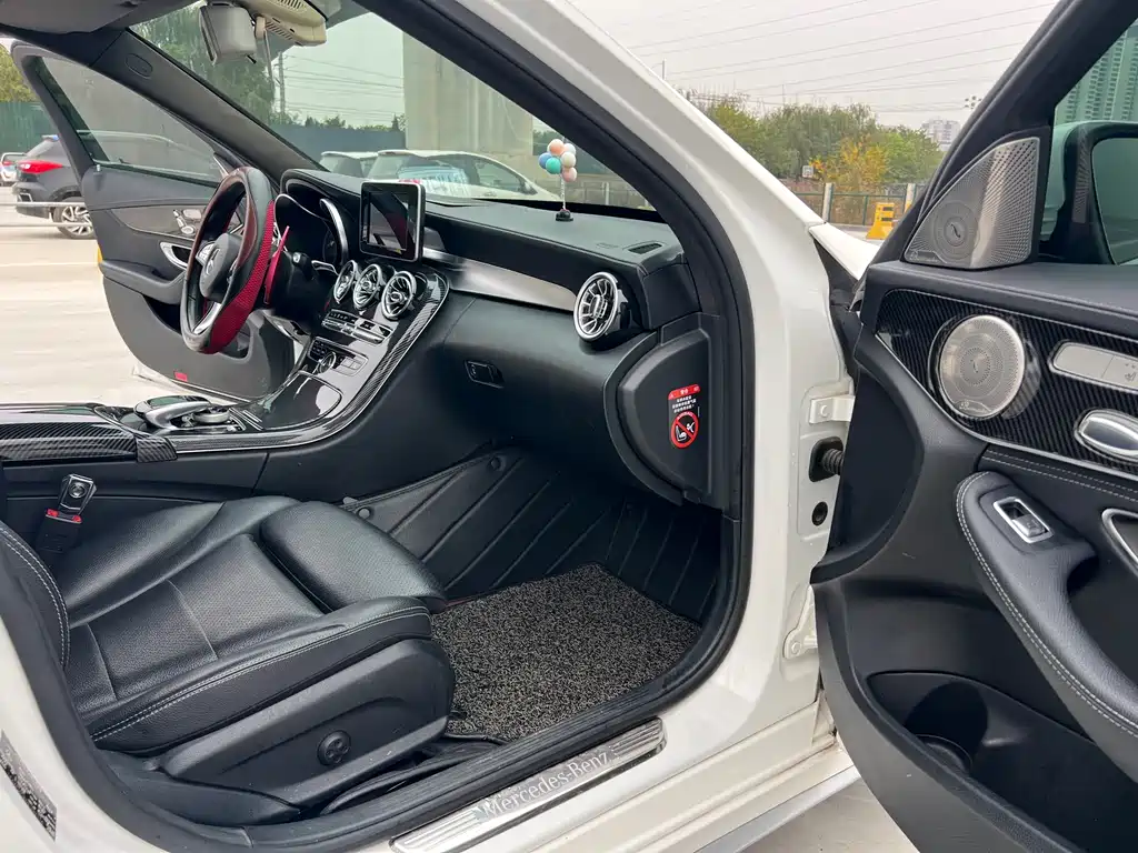 Mercedes-Benz C-Class 2018 — фото 10