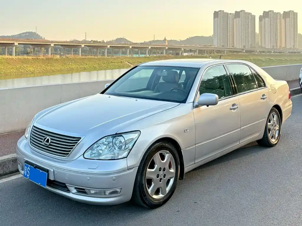 Lexus LS 2005 — фото 2