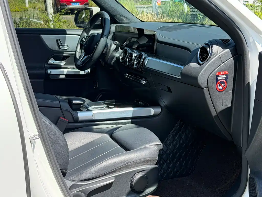 Mercedes-Benz GLB 2021 — фото 10