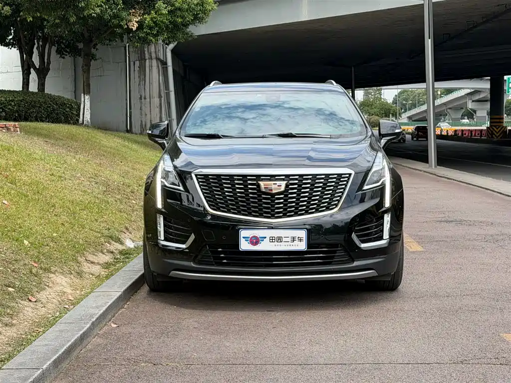 Cadillac XT5 2020 — фото 2