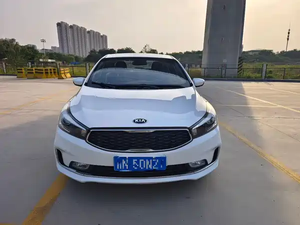 Kia K3 2016