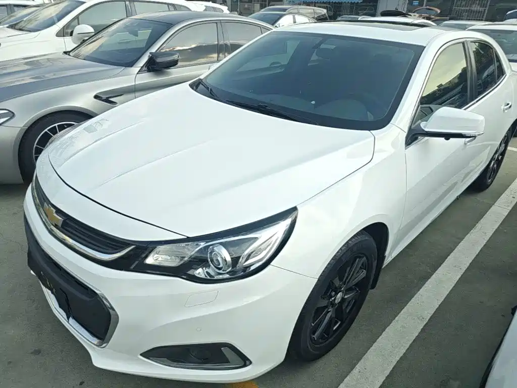 Chevrolet Malibu 2017 — фото 2